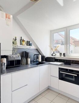 Gut aufgeteilte 3-Zimmer-Wohnung mit Tageslichtbad und neuwertiger Einbauküche in Hamm-Mitte - Hamm