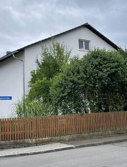Großzügiges EFH in ruhig gelegener Siedlung in Pfeffenhausen - Pfeffenhausen