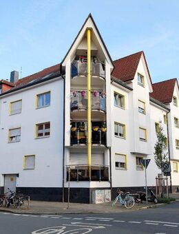 Gut geschnittene 4-Zi.-Wohnung: Balkon mit Blick ins Grüne und Tiefgarage - Osnabrück
