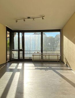 Vermieten statt träumen, 2-Zimmer-ETW in 70619 Stuttgart, Abschreibung für Kapitalanleger! - Stuttgart