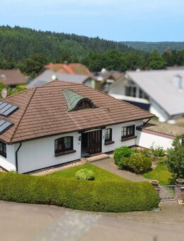 einzigartiges EFH auf tollem Grundstück - Tiefenbronn