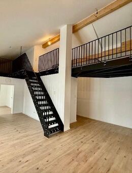 KfW 55 - Traumhafte Neubau DG Wohnung mit großem Balkon in Issing - Vilgertshofen