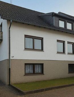 +++ VIELES NEU +++ ZWEIFAMILIENHAUS IN GROßROSSELN (REF 0493) - Großrosseln