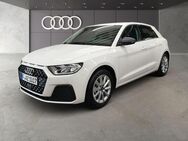 Audi A1, Sportback 25 TFSI Schaltgetriebe, Jahr 2024 - Frankfurt (Main)