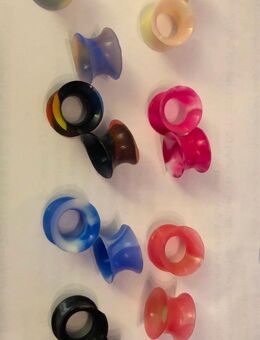 Piercing Tunnel  Ohr  10xPaare Silikon 8&10 mm neu komplett set - Aalen