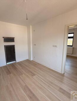 Sanierte 4-Raum Eigentumswohnung in ruhiger Lage von Ilmenau + Stellplatz + Garage + Gartenanteil - Ilmenau