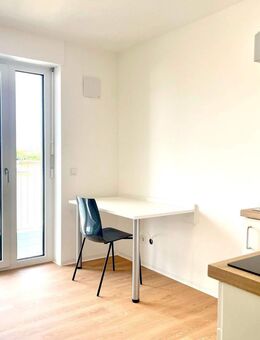 Nürnberg Zentrum Studenten Apartment, Balkon, NEU - Nürnberg
