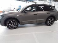 VW Touareg, 3.0 TDI R-Line Dig, Jahr 2023 - Langenhagen