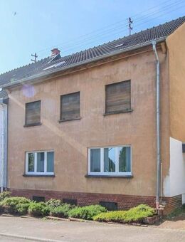NR. 1782: EINFAMILIENHAUS MIT VIEL PLATZ IN QUIERSCHIED - Quierschied