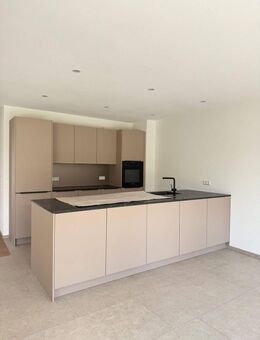 Lichtdurchflutete Erdgeschosswohnung im Neubau in Hilzingen - Erstbezug! - Hilzingen