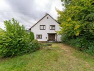 Mehrfamilienhaus mit Garagen und Terrasse - Pottum