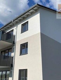ERSTBEZUG! 3 Zimmerwohnung EG., Neubau mit Terrasse und Stellplatz in Gerolzhofen - Gerolzhofen