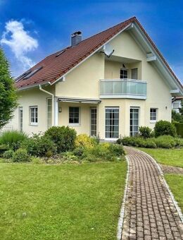 Charmantes Einfamilienhaus mit herrlichem Garten in ruhiger Lage - Kirchdorf (Iller)