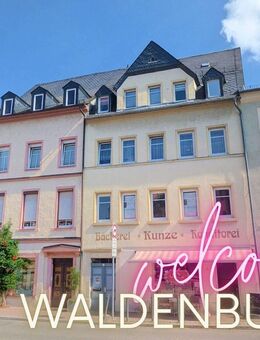 ++ wunderschöne 3-Raum Wohnung auf dem Waldenburger Markt - Ihr neues Zuhause wartet auf Sie ++ - Waldenburg (Sachsen)