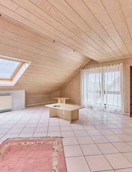 Stilvolle 4-Zi.-Maisonette in Brühl - Loggia, Garage (Duplex) & PKW-Stellplatz inklusive! - Brühl (Baden-Württemberg)