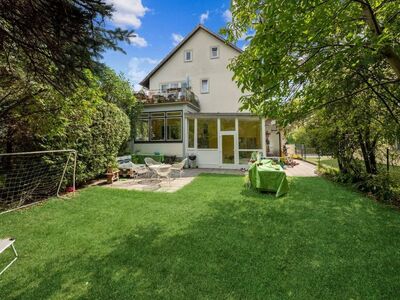 Charmantes, gepflegtes Mehrfamilienhaus mit 3 Parteien in ruhiger Lage von München-Ramersdorf