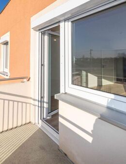 Modern sanierte 4-Zimmer-Wohnung mit Balkon - Kapitalanlage mit solider Vermietung oder Eigennutzer - Augsburg