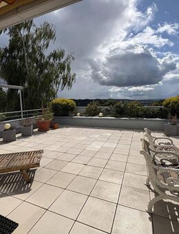 Großzügige 4ZKB mit Panoramablick am Eschberg - barrierefrei - Saarbrücken