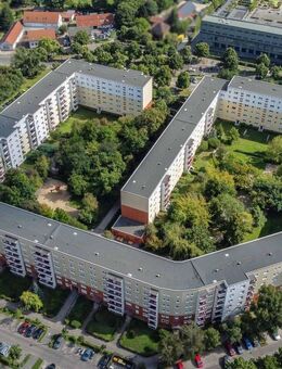 Langfristig Vermietet: 2-Zimmer-Wohnung mit Balkon und Kellerabteil in Hohenschönhausen - Berlin
