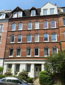 Schöne, helle Altbau 4 Zimmer Wohnung mit 2 x Bad - Kiel