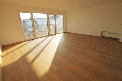 Neubau-Wohnung 6 - absolut ruhige, energetische Erdgeschoss-Wohnung mit großem Garten und Bergblick!