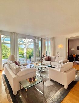 Rarität - Modernes Architektenhaus mit Weitblick auf Garten & Wald - 1.712 m² Grundstück - Doppelgarage - in ruhiger Sackgassenlage von Roetgen-Rott - Roetgen (Tor zur Eifel)