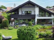 Großes Einfamilienhaus in Trostberg - mit Hallenbad und Sauna - Trostberg
