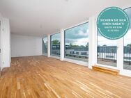 Luxuriöse Dachgeschoss-Wohnung mit umlaufender, 44 m² großer Terrasse - direkt an der Alten Spree - Berlin