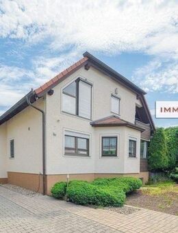 IMMOBERLIN.DE - Traumhaus mit Südterrasse, Garten, Sauna und Loggia in vorzüglicher Lage nahe Falkenhagener See - Falkensee