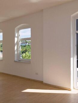 Südbalkon mit Panoramablick - Erstbezug nach energetischer Sanierung - Greiz