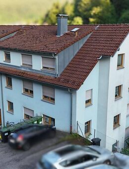 Modernes Mehrfamilienhaus mit 11 Wohneinheiten und 5 Stellplätzen in ruhiger Lage in Bad Wildbad - Bad Wildbad