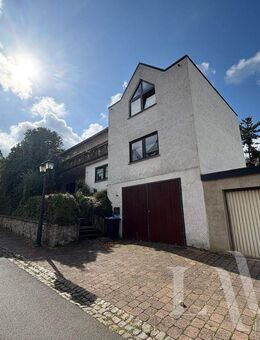 Großzügige Wohnung mit Garten in Kirkel - kleines Zweifamilienhaus, große Möglichkeiten - Kirkel