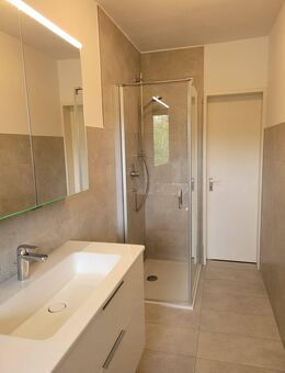 4 Zimmer-Wohnung mit Gartennutzung! Carport vorhanden - Garage optional, Randlage! - Kleinrinderfeld