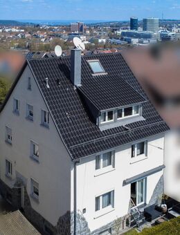 Charmante 3-Familien-Doppelhausha?lfte mit Doppelgarage in Stuttgart - Rohrer Ho?he - Stuttgart