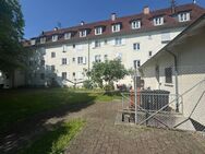 2 Zimmer DG Wohnung in zentraler Wohnlage von Friedrichshafen - Friedrichshafen