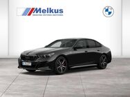 BMW i5, 0.2 eDrive40 Limousine - Autobahnassistent - Parking Assistant Plus Driving Assistant Professional, Jahr 2022 - Dresden