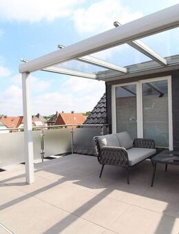 Kernsanierte Dachgeschosswohnung in Gütersloh - modern, effizient, ausgezeichnet - Gütersloh