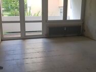 Auwaldstrasse - 4 Zimmer- vermietet - im 5. OG günstiger Kaufpreis - Freiburg (Breisgau)