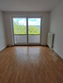 Neuer Mieter für Dreiraumwohnung mit Balkon gesucht! - Eisleben (Lutherstadt)