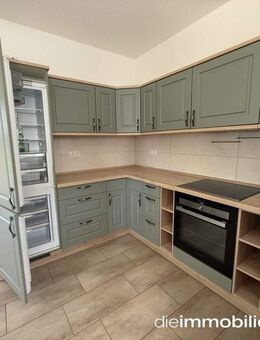 2 Häuser! Platz für die ganze Familie- Liebevoll saniertes Bauernhaus + Town & Country Bungalow und Backsteinscheue - Luckau