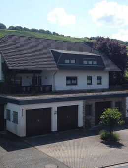 Zweifamilienhaus mit Gewerbefläche und Ferienwohnungen - Neumagen-Dhron