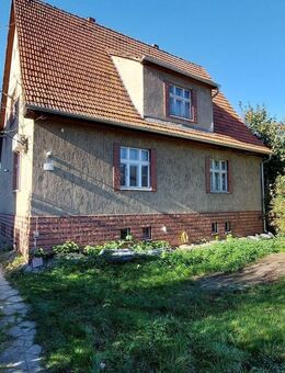 6 Zimmer, Küche, 2 Bäder, komplett Unterkellert, Ausbaureserve Spitzboden, Terrasse, Garage/Werkstatt im Alleinauftrag ! - Schulzendorf