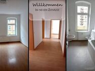 Einziehen und wohlführen in der hellen Drei-Zimmer-Wohnung mit Balkon - Chemnitz
