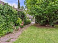 Top-Lage: Schönes Einfamilienhaus mit großem Garten und Garage - Memmingen