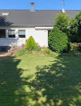 Freistehendes Einfamilienhaus mit großem Gartenparadies in ruhiger Lage von Euskirchen - Euskirchen