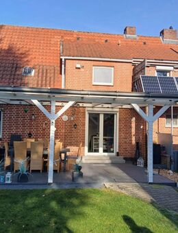 *** Modernisiertes Zweifamilienhaus mit großem Grundstück am Waldrand *** - Bleckede