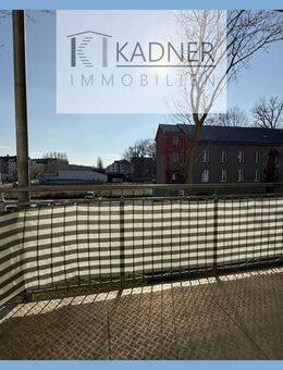 Lieblingsplatz? 2-Zi-WE mit Balkon & Tageslichtbad am Zentrumsrand - Plauen