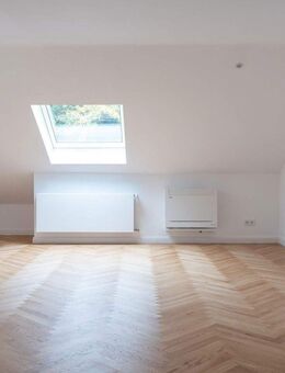 Urbanes Leben und Rheinlage: Erstbezug nach Sanierung in K-Rodenkirchen - Köln