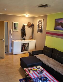 Gemütliche 2 Zi.-Wohnung mit Balkon - Schmölln