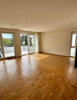Großzügige 4-Zimmer-Wohnung mit Balkon und Garagenstellplatz in Ostfildern-Ruit! - Ostfildern